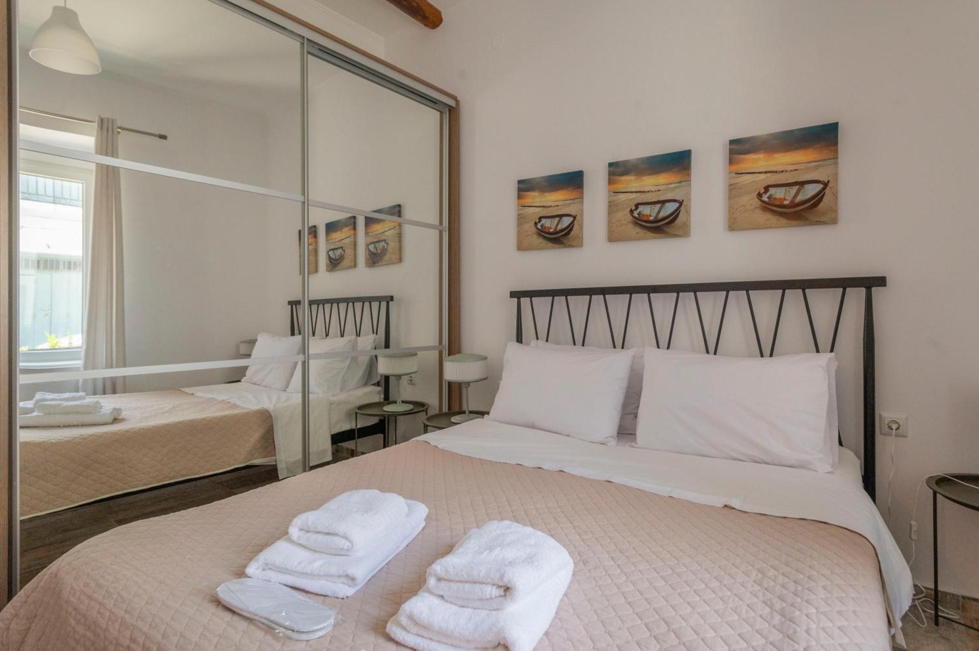 Casa In Piazza Villa ไปโลส ภายนอก รูปภาพ
